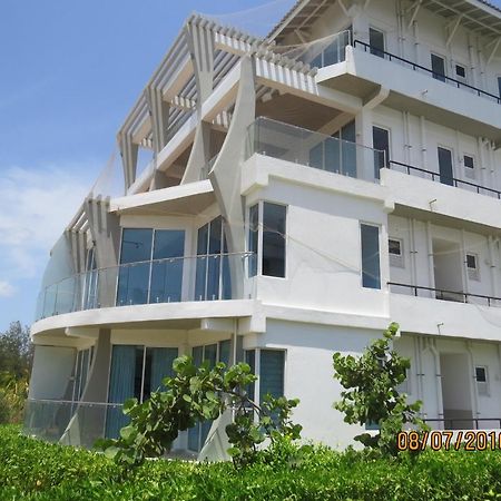 Ferienwohnung Luxury Penthouse, Nilaveli Trincomalee Exterior foto